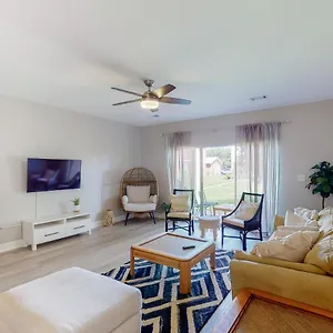 https://gulf-walk-205.hotels-destin.com